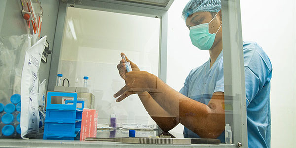 Microfluidics sperm sorting